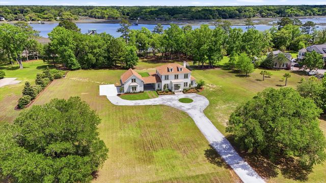 2831 Anchor Watch Drive, Wadmalaw Island, SC 29487