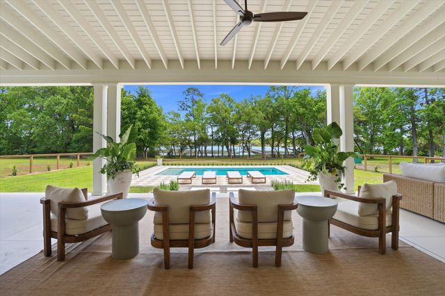 2831 Anchor Watch Drive, Wadmalaw Island, SC 29487
