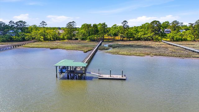 2831 Anchor Watch Drive, Wadmalaw Island, SC 29487