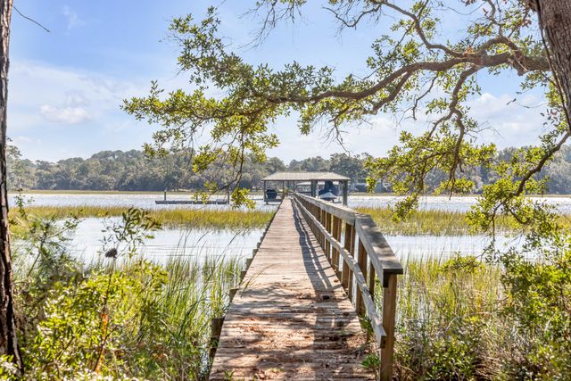 2831 Anchor Watch Drive, Wadmalaw Island, SC 29487
