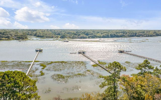 2831 Anchor Watch Drive, Wadmalaw Island, SC 29487