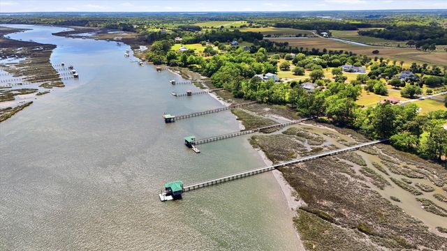 2831 Anchor Watch Drive, Wadmalaw Island, SC 29487