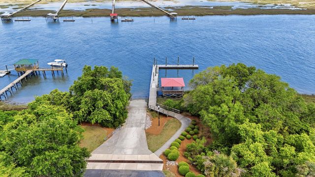 2831 Anchor Watch Drive, Wadmalaw Island, SC 29487