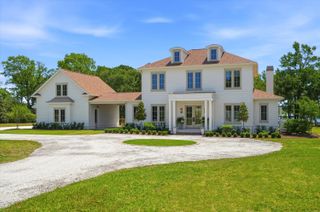 2831 Anchor Watch Drive, Wadmalaw Island, SC 29487