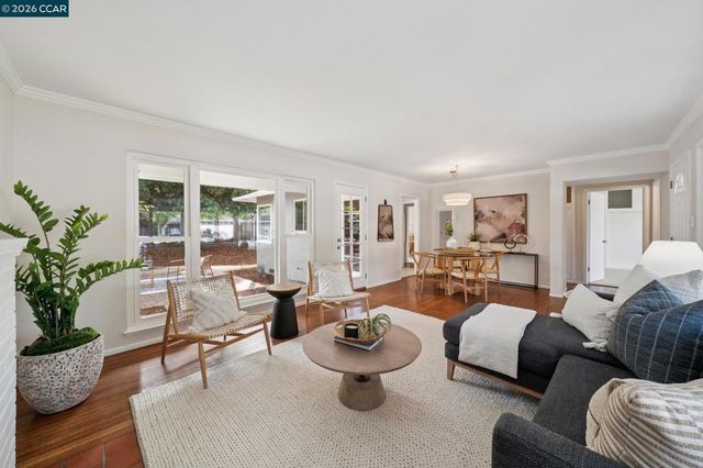 2137 Holbrook Drive, Concord, CA 94519