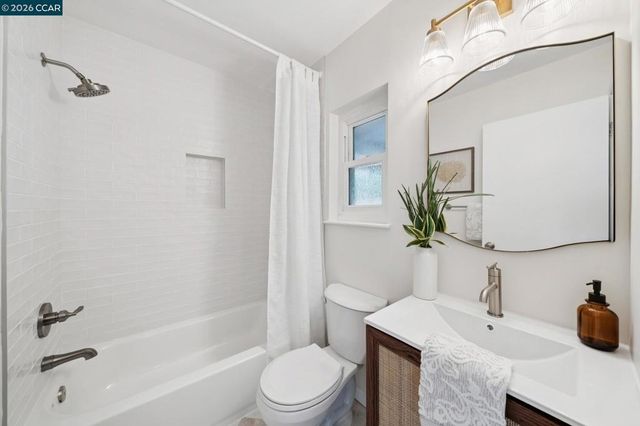 2137 Holbrook Drive, Concord, CA 94519