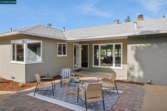 2137 Holbrook Drive, Concord, CA 94519