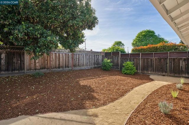 2137 Holbrook Drive, Concord, CA 94519