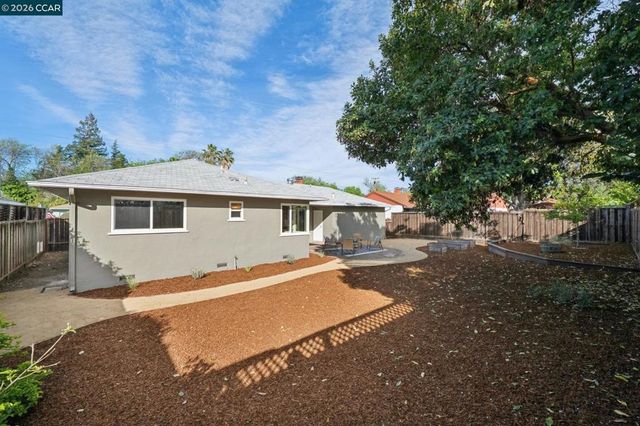 2137 Holbrook Drive, Concord, CA 94519