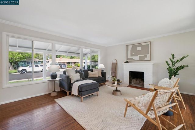 2137 Holbrook Drive, Concord, CA 94519