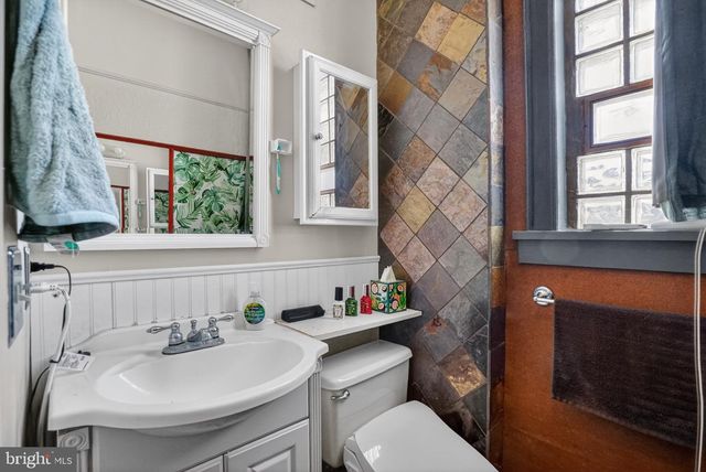 440 E GIRARD AVE, Philadelphia, PA 19125