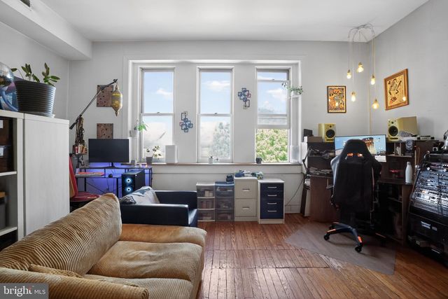 440 E GIRARD AVE, Philadelphia, PA 19125