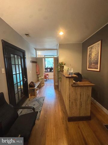 440 E GIRARD AVE, Philadelphia, PA 19125