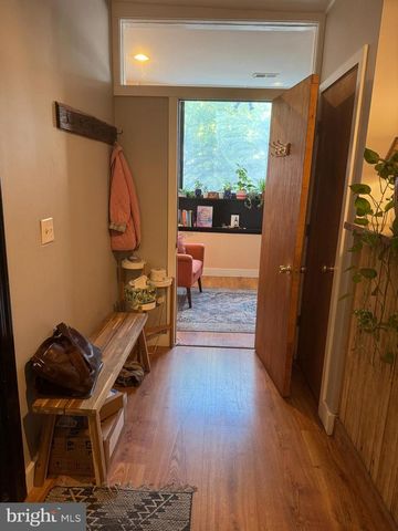 440 E GIRARD AVE, Philadelphia, PA 19125