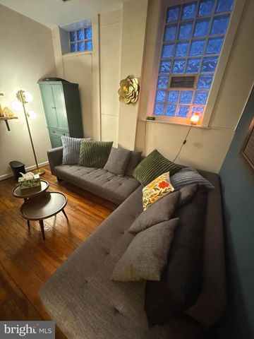 440 E GIRARD AVE, Philadelphia, PA 19125