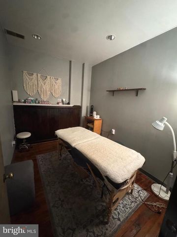 440 E GIRARD AVE, Philadelphia, PA 19125