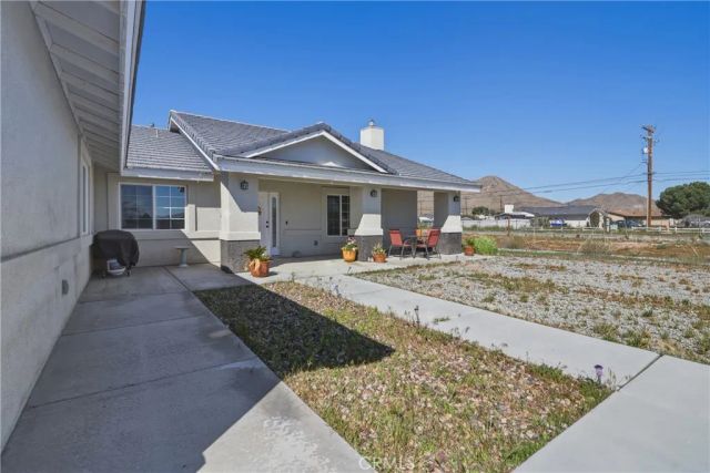 15688 Winnebago, Apple Valley, CA 92307