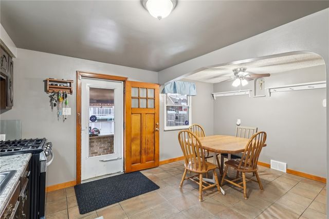 422 Mifflin St, West Mifflin, PA 15122