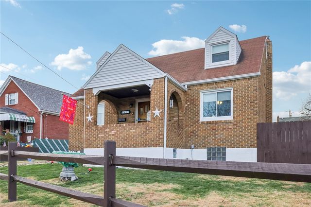 422 Mifflin St, West Mifflin, PA 15122