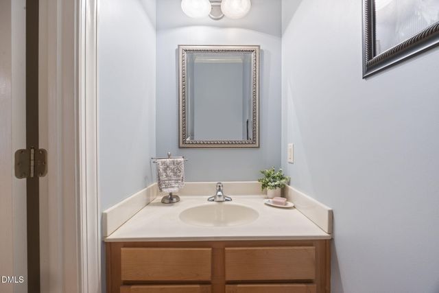 109 Menteith Court, Apex, NC 27502