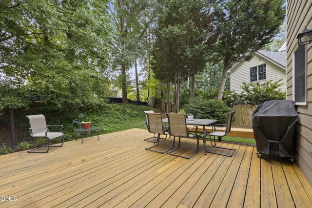 109 Menteith Court, Apex, NC 27502