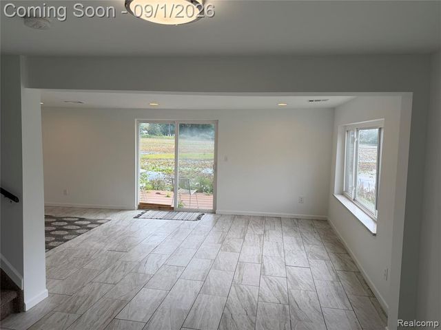 3545 Union Lake Road, Commerce Twp, MI 48382
