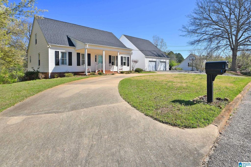 418 WHIPPOORWILL DRIVE, Roanoke, AL 36274