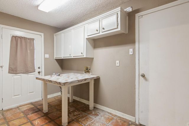 10815 Cypresswood Drive, Houston, TX 77070