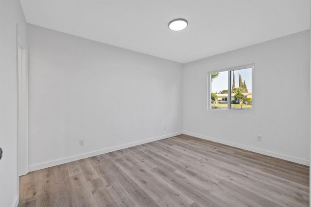 8728 E Khan Street, Selma, CA 93662