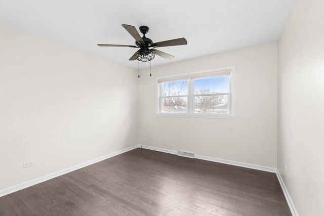 18W089 Claremont Drive, Darien, IL 60561