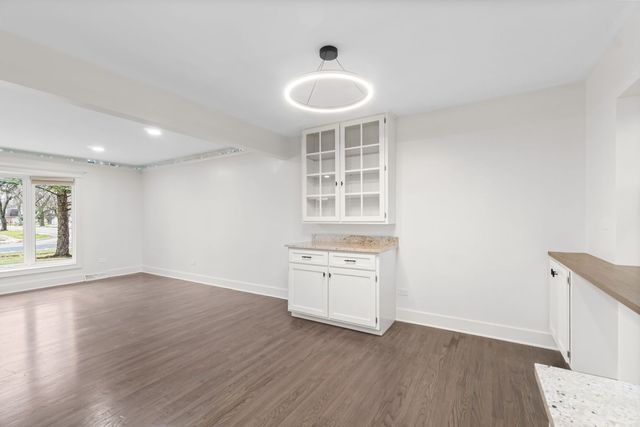 18W089 Claremont Drive, Darien, IL 60561