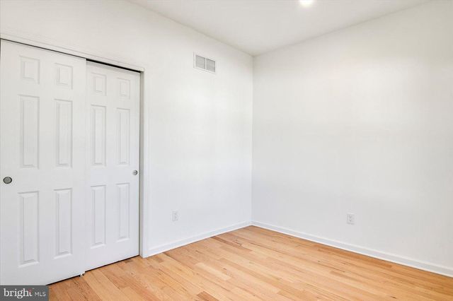 23 CARLTON ST, Edison, NJ 08837