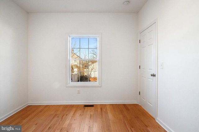 23 CARLTON ST, Edison, NJ 08837