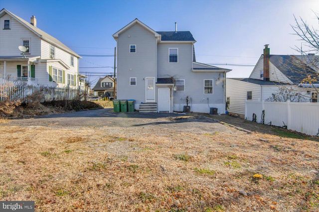 23 CARLTON ST, Edison, NJ 08837