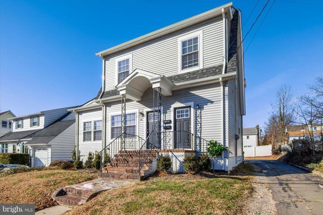 23 CARLTON ST, Edison, NJ 08837