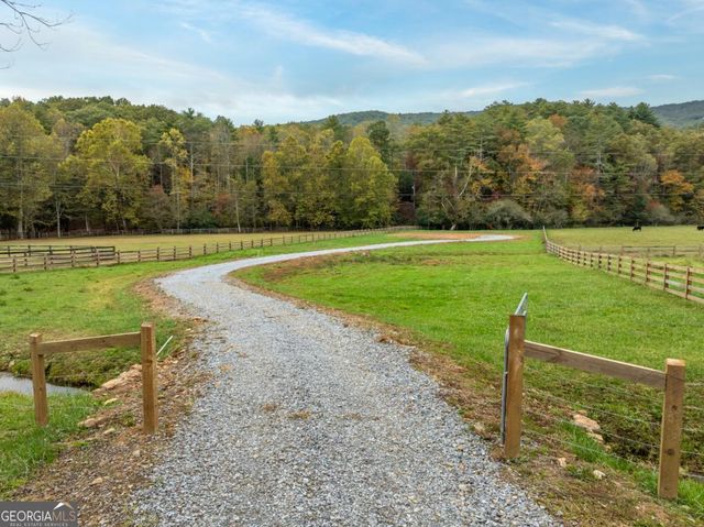 2673 Tails Creek Church Road, Ellijay, GA 30540