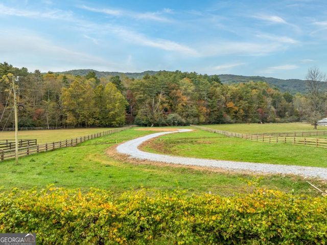 2673 Tails Creek Church Road, Ellijay, GA 30540