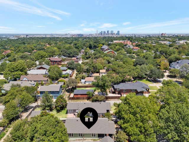 2704 College Avenue, Fort Worth, TX 76110