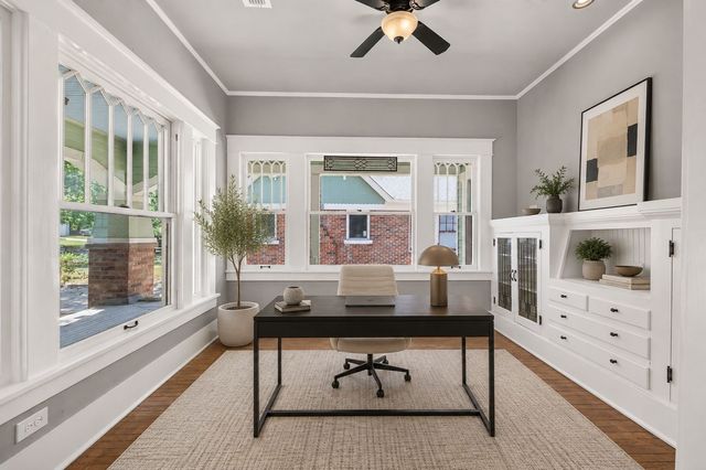 2704 College Avenue, Fort Worth, TX 76110