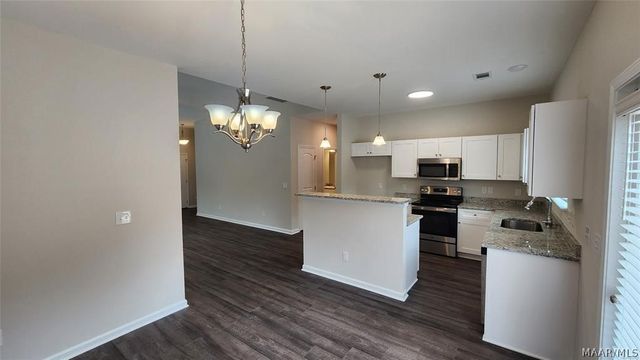 246 Brownstone Loop, Elmore, AL 36025