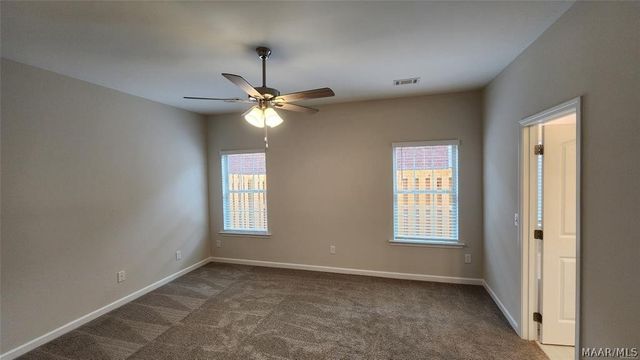 246 Brownstone Loop, Elmore, AL 36025