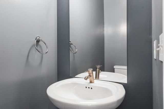 1023 Pacific Street, Kansas City, MO 64106