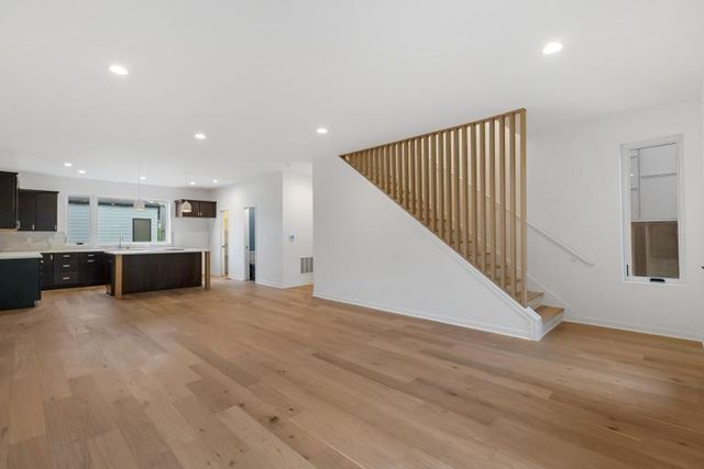 1023 Pacific Street, Kansas City, MO 64106