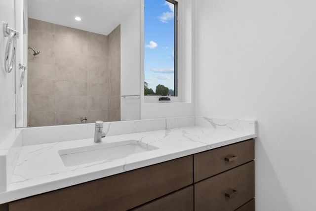 1023 Pacific Street, Kansas City, MO 64106