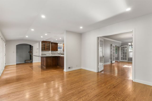 2908 S Cincinnati Avenue, Tulsa, OK 74114