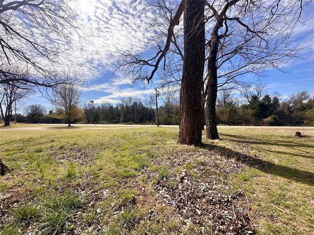 39408 Hazel Dell Road, Shawnee, OK 74804