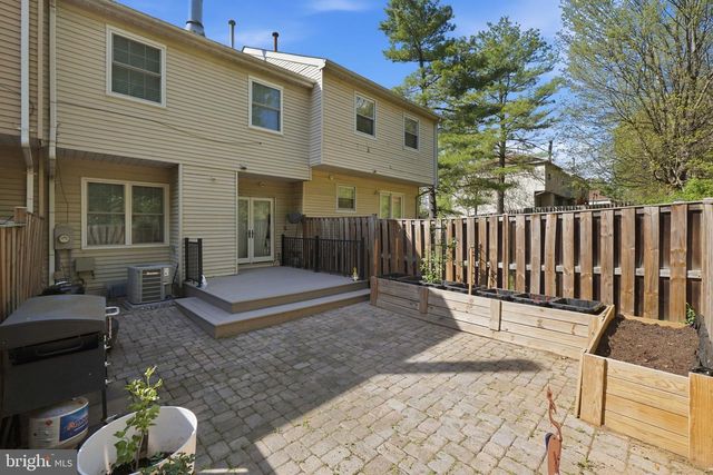 19517 WHITE SADDLE DR, Germantown, MD 20874