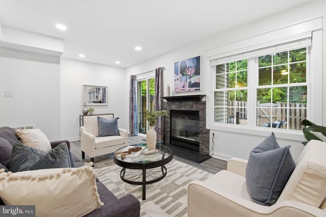 19517 WHITE SADDLE DR, Germantown, MD 20874