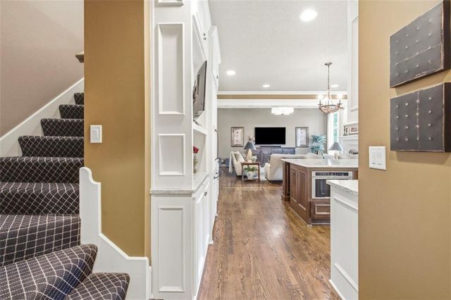3604 W 129th Street, Leawood, KS 66209