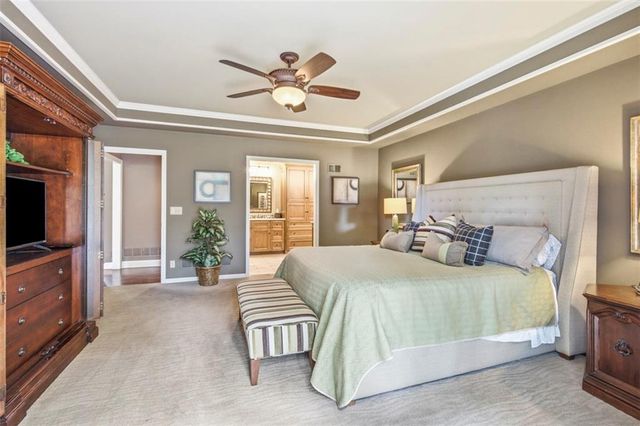 3604 W 129th Street, Leawood, KS 66209
